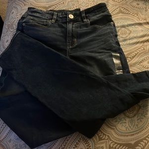 american eagle dark wash jeans!